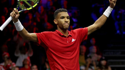 Félix Auger-Aliassime (hier beim Laver Cup in London) hatte auch in Florenz Grund zum Jubeln Félix Auger-Aliassime (hier beim Laver Cup in London) hatte auch in Florenz Grund zum Jubeln