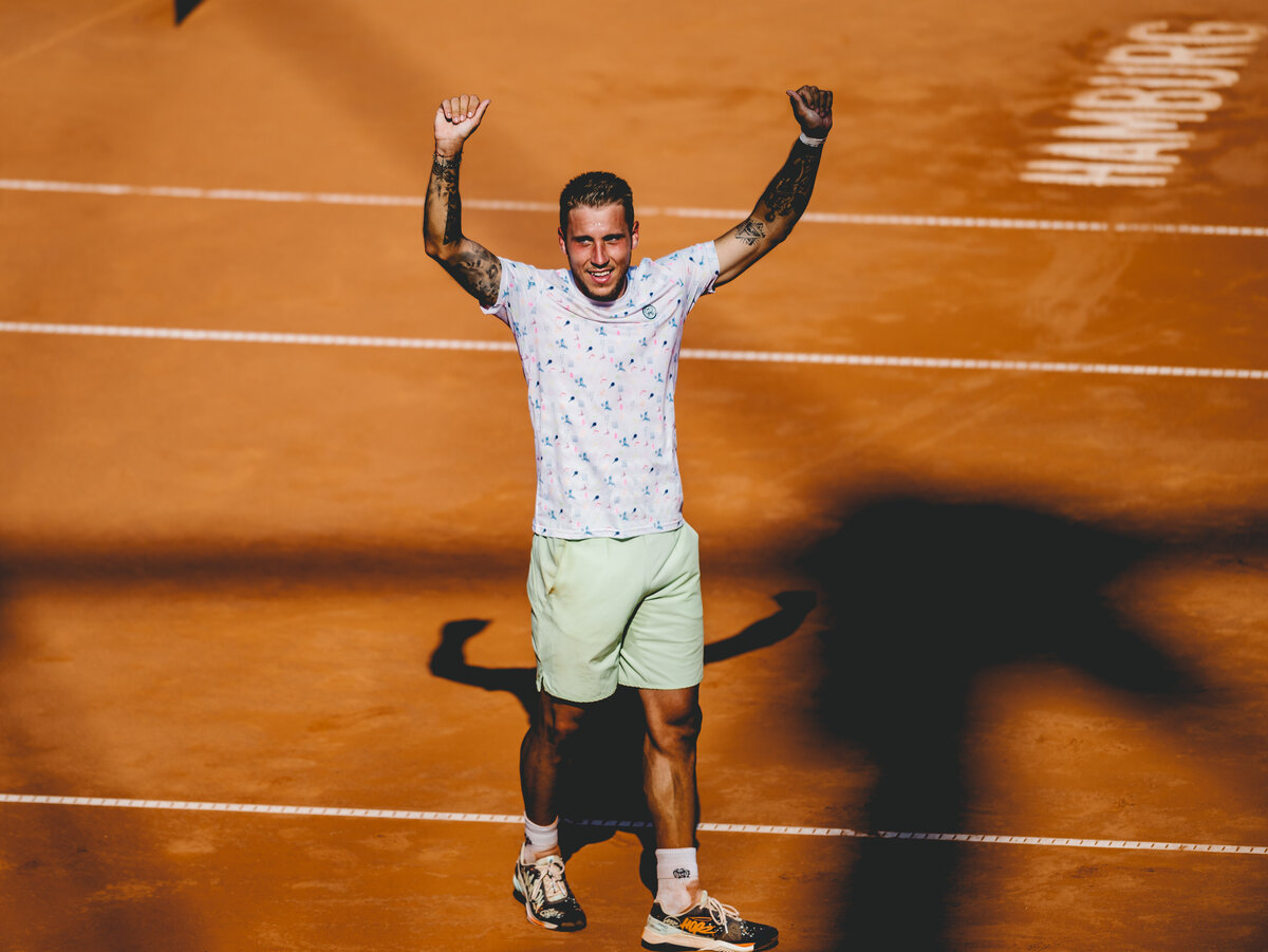 ATP Hamburg Borna Coric has to give up! Alex Molcan completes semifinals · tennisnet