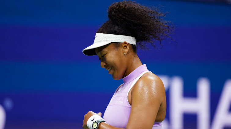 Naomi Osaka meldet sich mit einem Zweisatz-Erfolg gegen Tamara Korpatsch auf der Tour zurück.