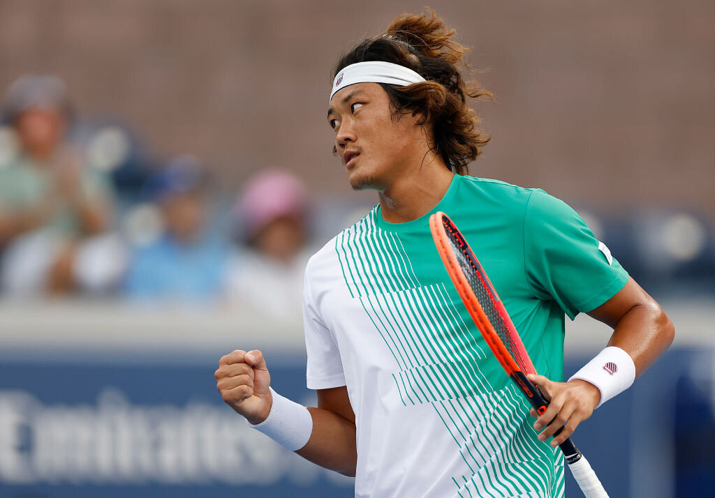 Zhizhen Zhang gewinnt Gold bei Asienspielen ·