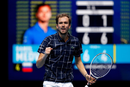 Daniil Medvedev steht im Endspiel Daniil Medvedev bei den ATP Finals in London