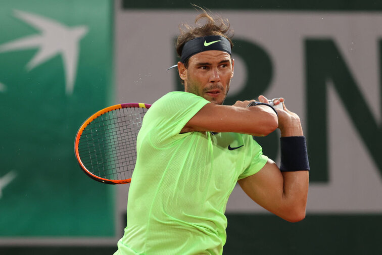 Rafael Nadal besiegte Richard Gasquet in drei Sätzen Rafael Nadal bei den French Open in Paris