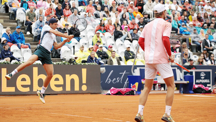 So viele Zuschauer wie hier im Bild beim Doppel-Finale in Kitzbühel waren insgesamt auch beim Halbfinale in Toronto anwesend