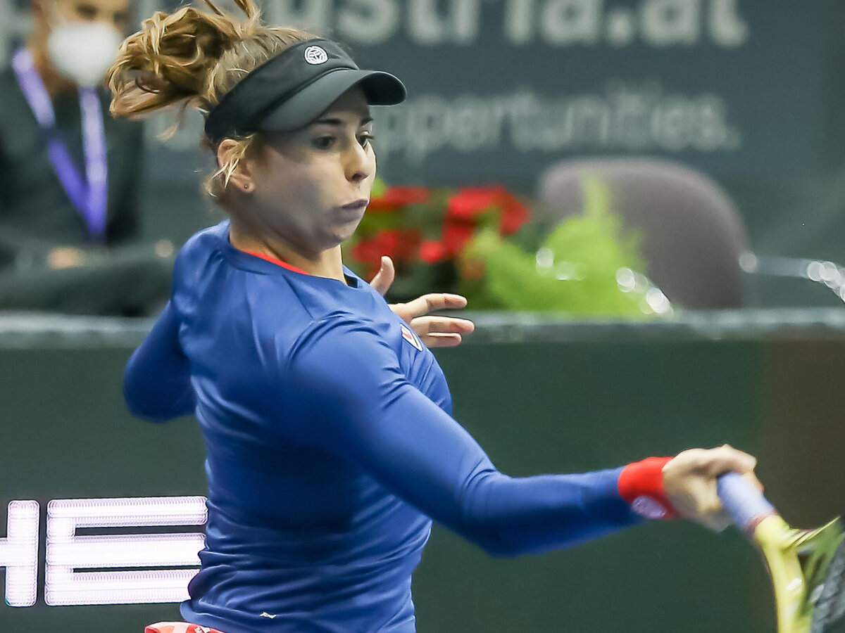 WTA Linz Julia Grabher bravely defends herself against Alizé Cornet · tennisnet