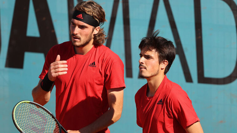 Stefanos und Petros Tsitsipas im vergangenen Jahr in Madrid