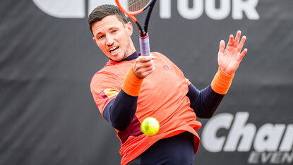Dennis Novak steigt heute in die Quali für die French Open 2023 ein Dennis Novak steigt heute in die Quali für die French Open 2023 ein