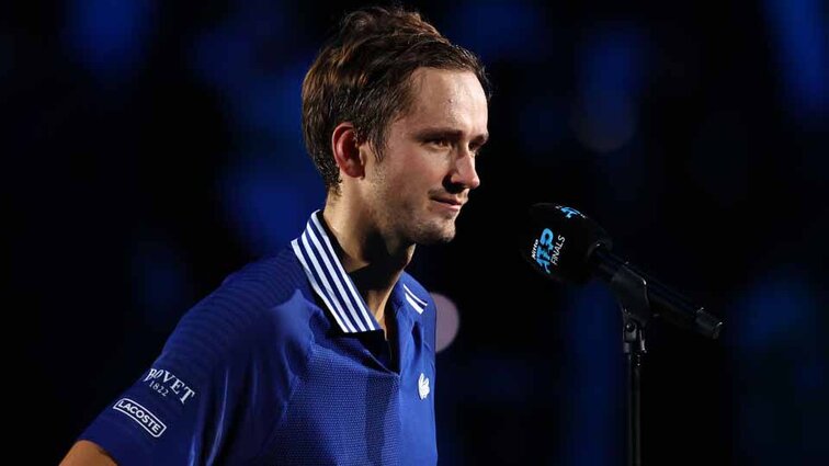Daniil Medvedev weiß übrigens auch am Mikrofon zu überzeugen Daniil Medvedev weiß übrigens auch am Mikrofon zu überzeugen