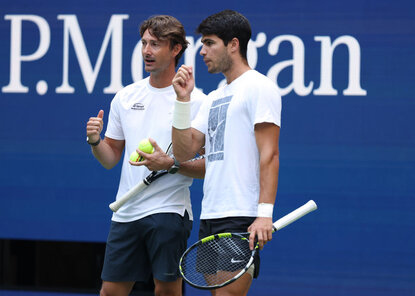 Carlos Alcaraz muss in Melbourne auf Juan Carlos Ferrero verzichten Carlos Alcaraz muss in Melbourne auf Juan Carlos Ferrero verzichten