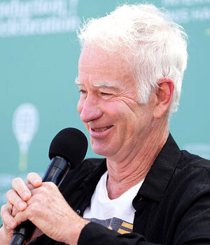 John McEnroe nimmt es mit manchen Namen nicht ganz so genau