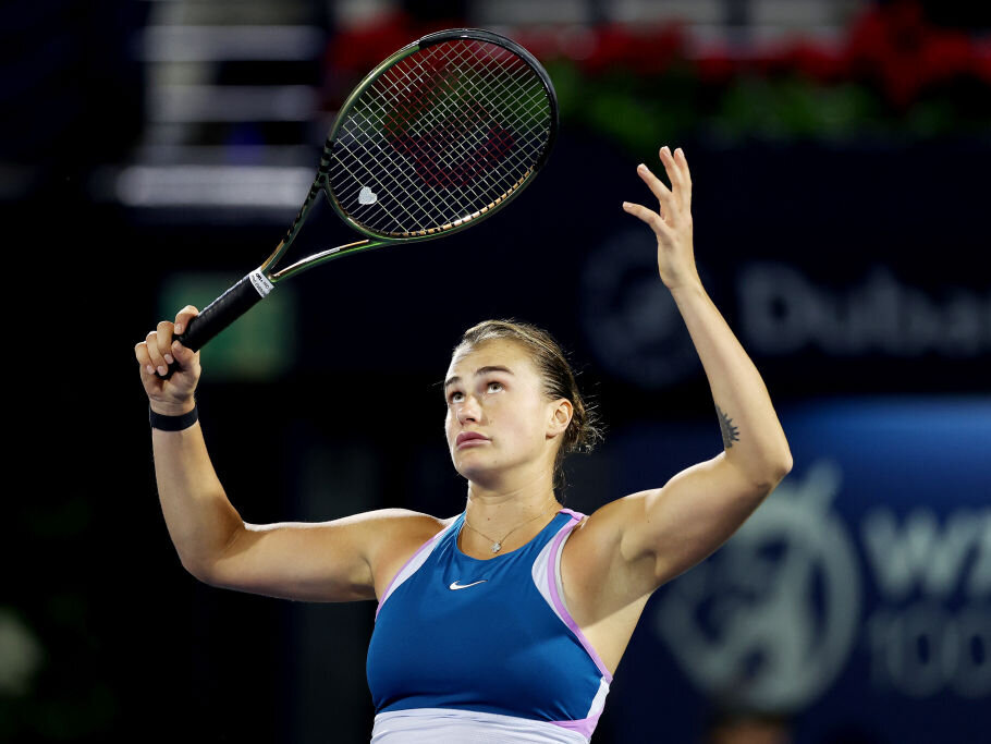 Dubai Tennis Championships: Iga Swiatek, Aryna Sabalenka lead