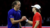 Alexander Zverev und Alex de Minaur nach ihrem Match-Tiebreak beim Laver Cup