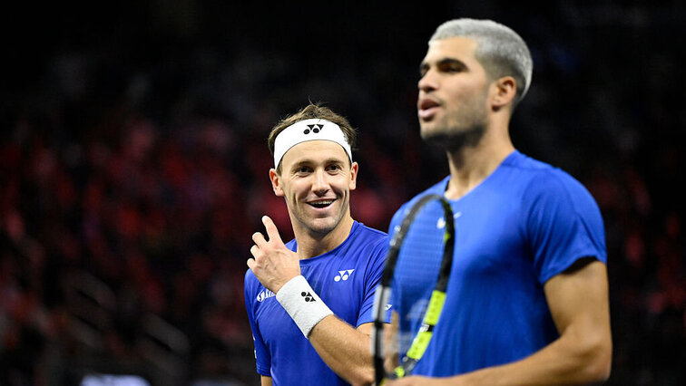 Casper Ruud war vom Spiel seines Doppelpartners Carlos Alcaraz durchaus angetan. Casper Ruud war vom Spiel seines Doppelpartners Carlos Alcaraz durchaus angetan.