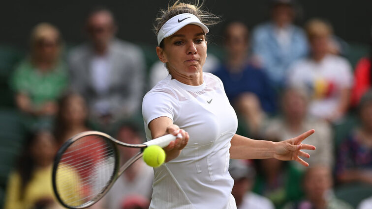 Simona Halep zeigt sich in Wimbledon 2022 von ihrer besten Seite