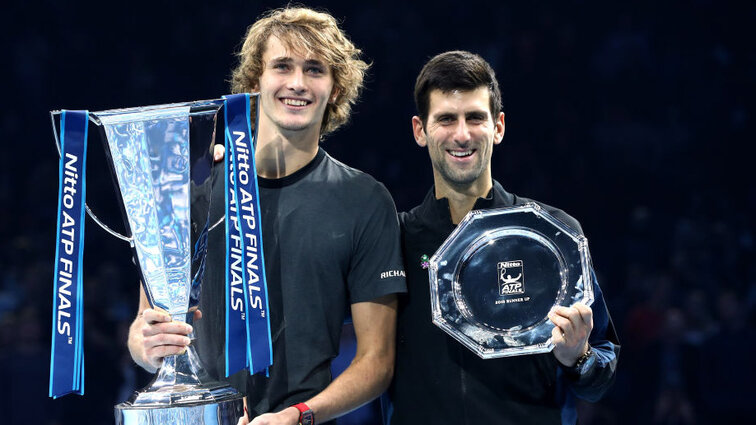 Alexander Zverev nach seinem Finalsieg gegen Novak Djokovic bei den ATP Finals 2018 Alexander Zverev nach seinem Finalsieg gegen Novak Djokovic bei den ATP Finals 2018