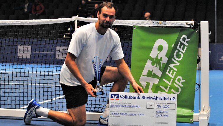 Roman Safiullin hat in Koblenz den Titel geholt Roman Safiullin won the title in Koblenz