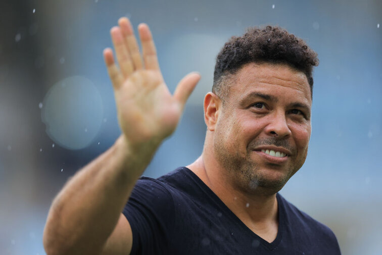 Brasiliens Fußball-Legende Ronaldo steigt unter anderem bei Head Brasilien ein