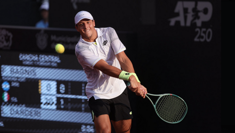 Der Italiener Luciano Darderi hat das ATP-World-Tour-250-Event in Cordoba (Argentinien) für sich entschieden