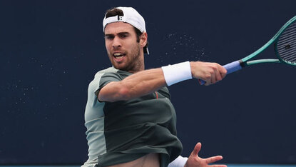 Karen Khachanov steht in Peking im Viertelfinale Karen Khachanov steht in Peking im Viertelfinale