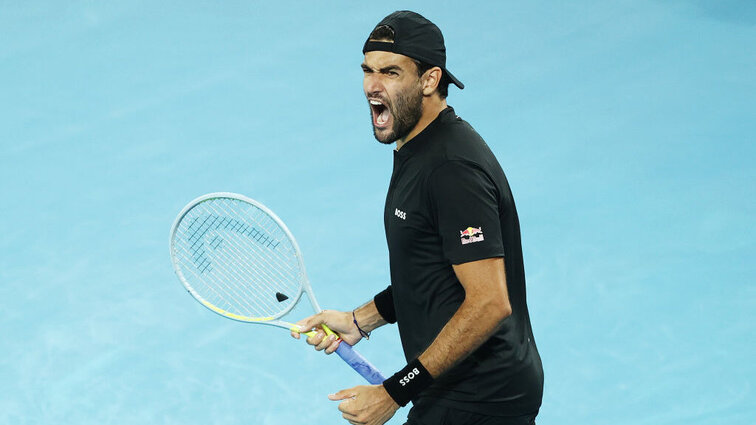 Matteo Berrettini steht nach einem Dreisatz-Sieg über Pablo Carreno Busta im Viertelfinale der Australian Open