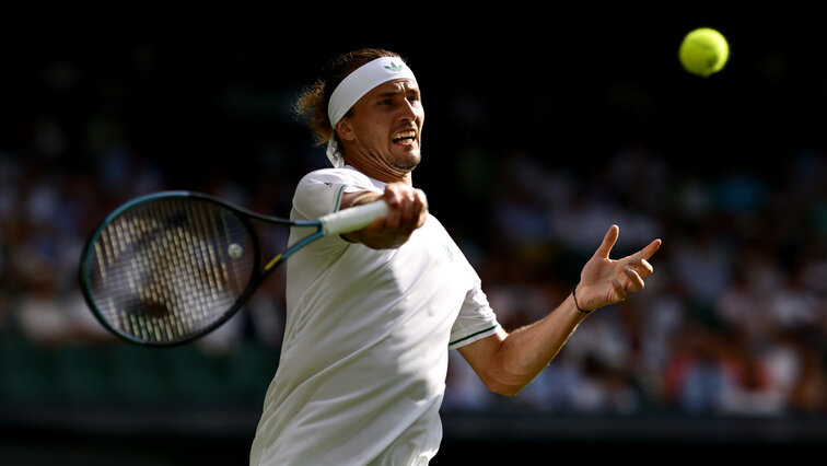 Alexander Zverev nach verfrühtem Wimbledon-Aus wieder auf Angriffskurs Alexander Zverev nach verfrühtem Wimbledon-Aus wieder auf Angriffskurs