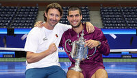 Juan Carlos Ferrero und Carlos Alcaraz nach den US Open 2025