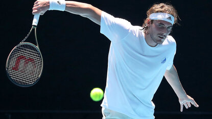 Stefanos Tsitsipas ist nicht erfreut über das Vorgehen von Novak Djokovic Stefanos Tsitsipas ist nicht erfreut über das Vorgehen von Novak Djokovic