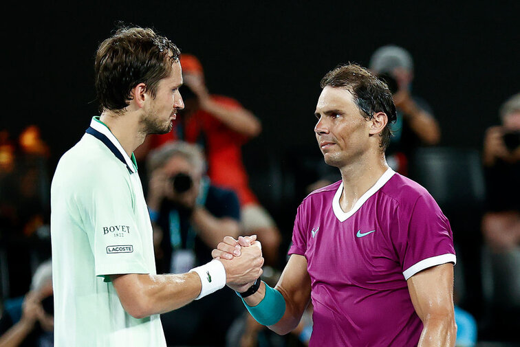 Im Australian-Open-Finale musste Daniil Medvedev Rafael Nadal gratulieren