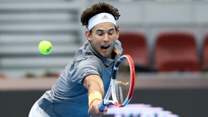 Dominic Thiem streckt sich in Peking Dominic Thiem streckt sich in Peking