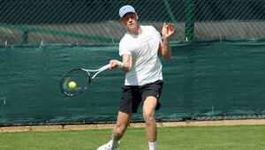 Jannik Sinner bereitet sich auf Wimbledon vor