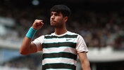 Breite Brust, breite Streifen: Carlos Alcaraz in Roland-Garros 2025