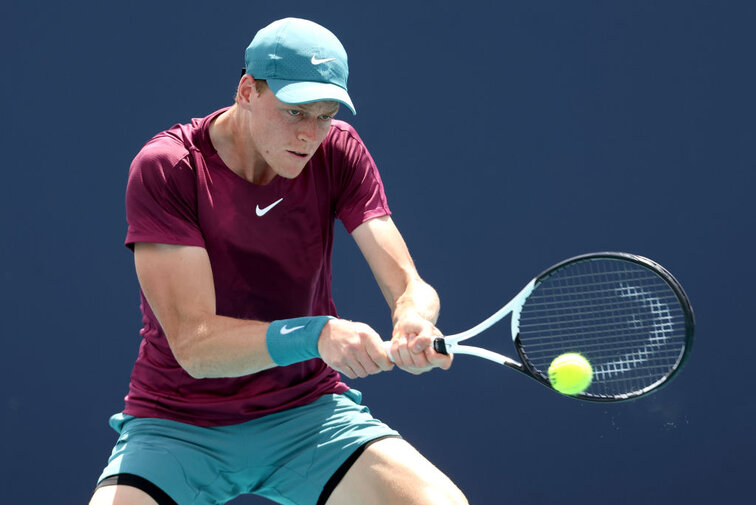 Jannik Sinner steht im Miami-Achtelfinale Jannik Sinner steht im Miami-Achtelfinale