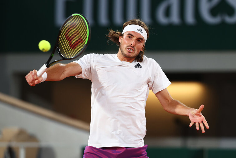 Stefanos Tsitsipas schlägt Pedro Martinez in der zweiten Runde der French Open Stefanos Tsitsipas schlägt Pedro Martinez in der zweiten Runde der French Open
