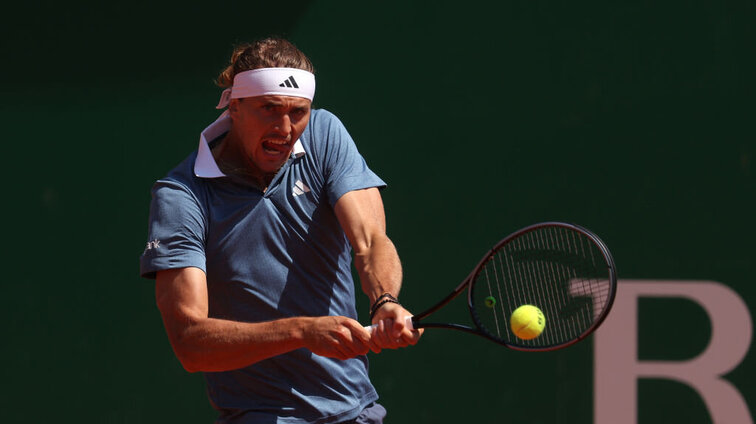 Alexander Zverev hat gegen Stefanos Tsitsipas Moral bewiesen, allerdings ohne Happy End. Alexander Zverev hat gegen Stefanos Tsitsipas Moral bewiesen, allerdings ohne Happy End.