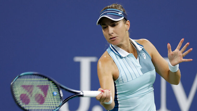 Belinda Bencic won against Lin Zhu after three sets.