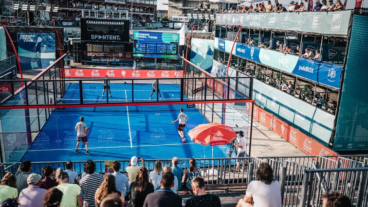 In Hamburg wurde Werbung für den Padel-Sport betrieben In Hamburg wurde Werbung für den Padel-Sport betrieben
