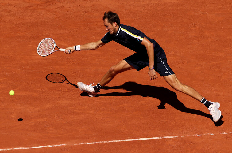 Daniil Medvedev won his first singles match at the French Open