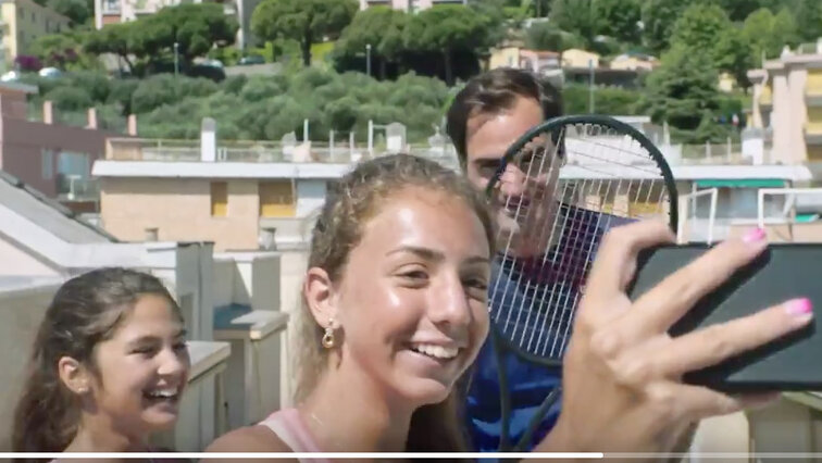 Roger Federer with a rooftop selfie