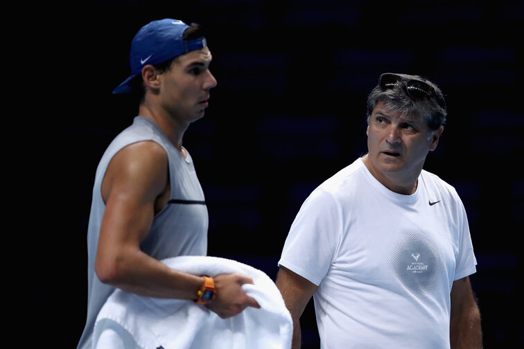Toni Nadal spricht über seine Trainingsmethoden - und sagt, dass diese nicht immer leicht für Rafael Nadal waren.