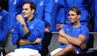 Geteiltes Leid ist ehschowissen ... Roger Federer und rafael Nadal am Freitagabend in London