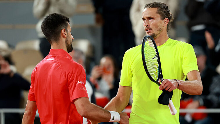 Novak Djokovic und Alexander Zverev im vergangenen Jahr bei den French Open Novak Djokovic und Alexander Zverev im vergangenen Jahr bei den French Open