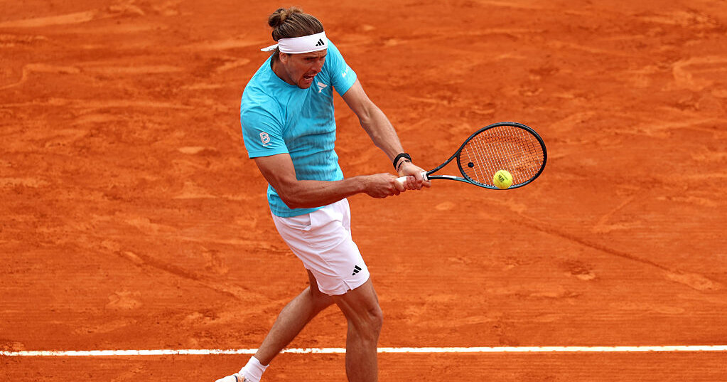 ATP Masters Madrid: Alexander Zverev battles his way into the third round