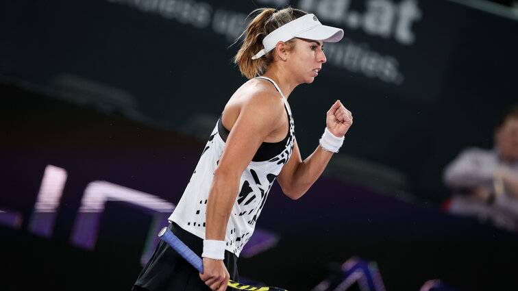 Mit souveräner Leistung ins Achtelfinale von Charleston. Mit souveräner Leistung ins Achtelfinale von Charleston.