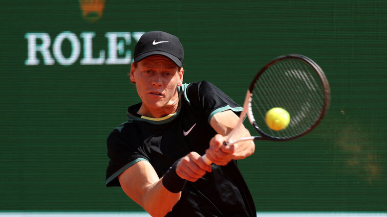 Jannik Sinner steht nach seinem Sieg gegen Jan-Lennard Struff im Viertelfinale von Monte Carlo.