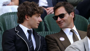 Kimi Antonelli und Roger Federer vergangene Woche in Wimbledon