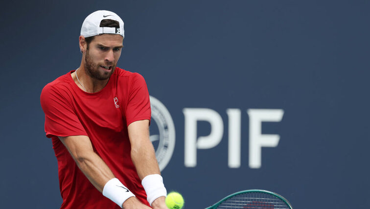Karen Khachanov sichert sich erstes Halbfinal-Ticket in Barcelona