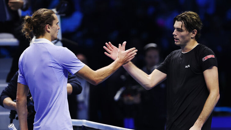 Alexander Zverev eröffnet gegen Taylor Fritz Alexander Zverev eröffnet gegen Taylor Fritz