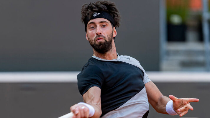 Also a convinced beard wearer: Nikoloz Basilashvili.