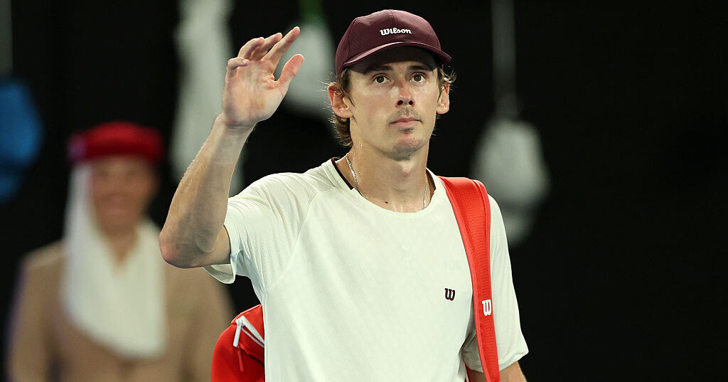 alex-de-minaur-mit-dem-top-10-fluch-beim-heim-major