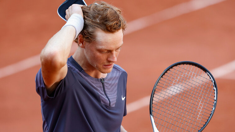 Jannik Sinner hat keinen erfolgreichen Donnerstag in Roland Garros erlebt Jannik Sinner hat keinen erfolgreichen Donnerstag in Roland Garros erlebt