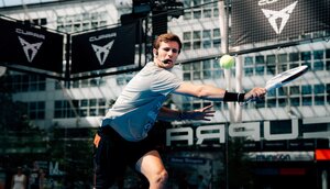 Nick Merten bei den Padel Days am Flughafen München